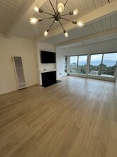 215 Red Rock Way in San Francisco, CA - Building Photo - Building Photo