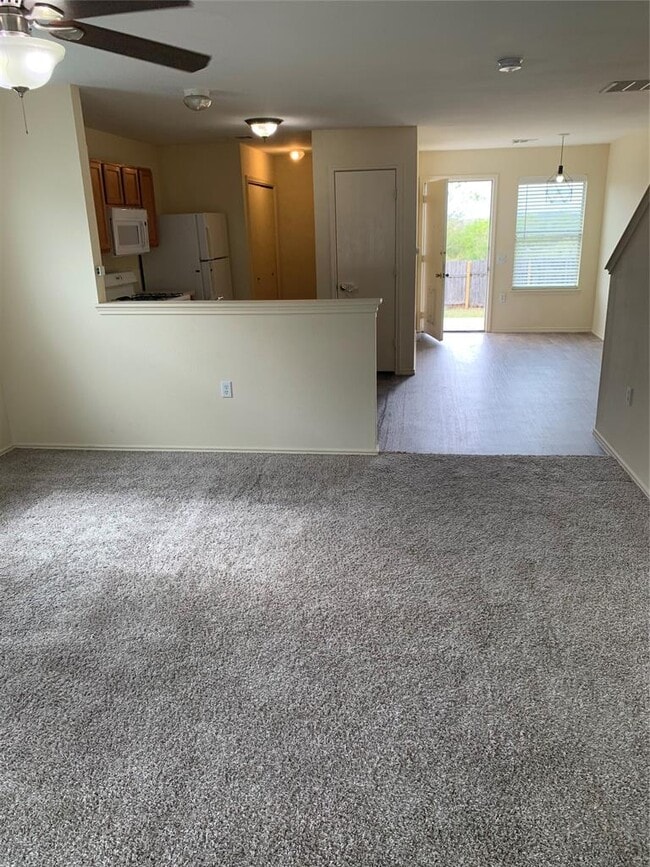 11904 Lima Dr in Manor, TX - Building Photo - Building Photo