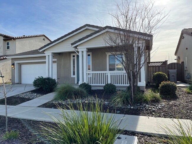property at 2016 Davis St