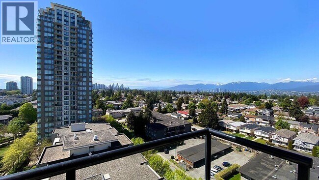 7178 Collier St in Burnaby, BC - Building Photo - Building Photo