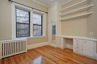 64 Charlesgate E, Unit 1 in Boston, MA - Building Photo - Building Photo