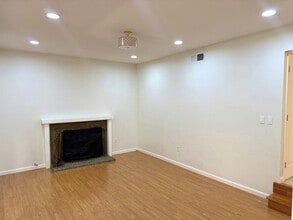 5051 Silver Reef Dr in Fremont, CA - Building Photo - Building Photo