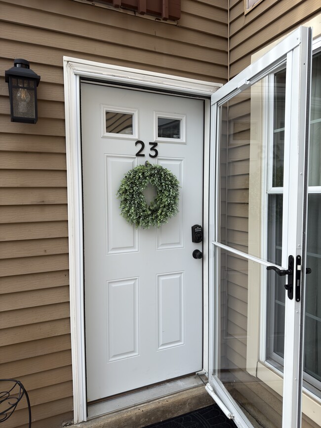 23 Hickory Dr, Unit 23 in Horsham, PA - Building Photo - Building Photo