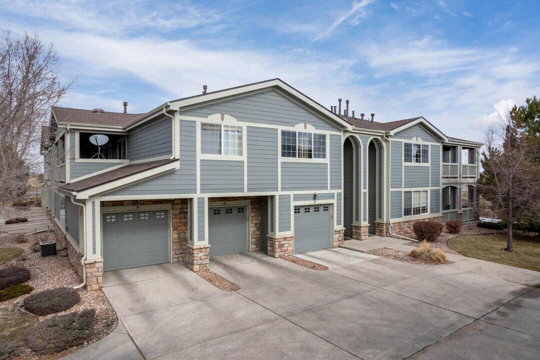 1404 Whitehall Dr in Longmont, CO - Building Photo