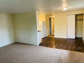 224 Euclid Ave in Fairborn, OH - Building Photo - Building Photo