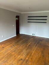 829 Marcia St SW in Wyoming, MI - Building Photo - Building Photo