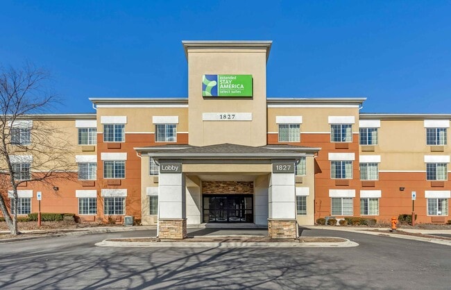 Furnished Studio-Chicago - Naperville - East in Naperville, IL - Foto de edificio - Building Photo