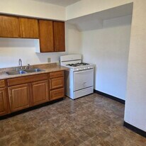 531 NW 15th Dr in Pendleton, OR - Building Photo