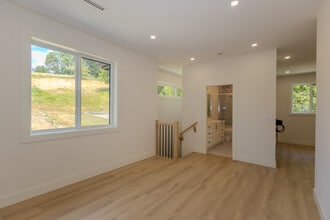 34165 Hartman Ave in Mission, BC - Building Photo - Building Photo