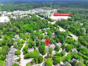 30 Butterfly Branch Pl in Spring, TX - Foto de edificio - Building Photo