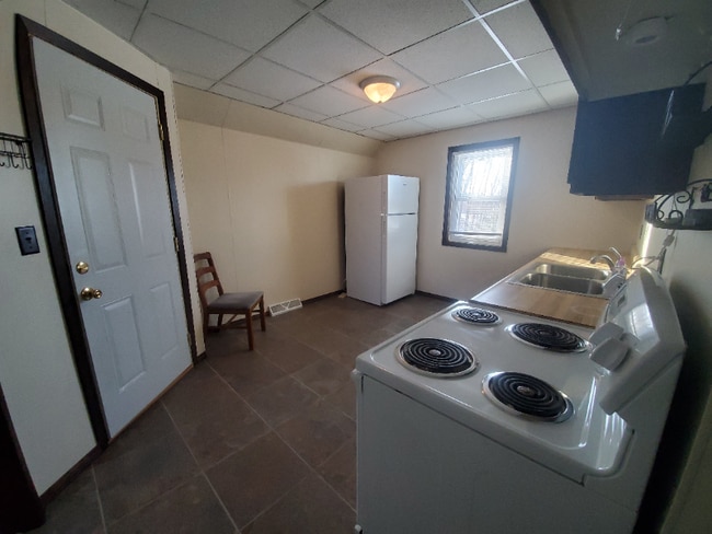 243 Park Ave in Oconto Falls, WI - Building Photo - Building Photo