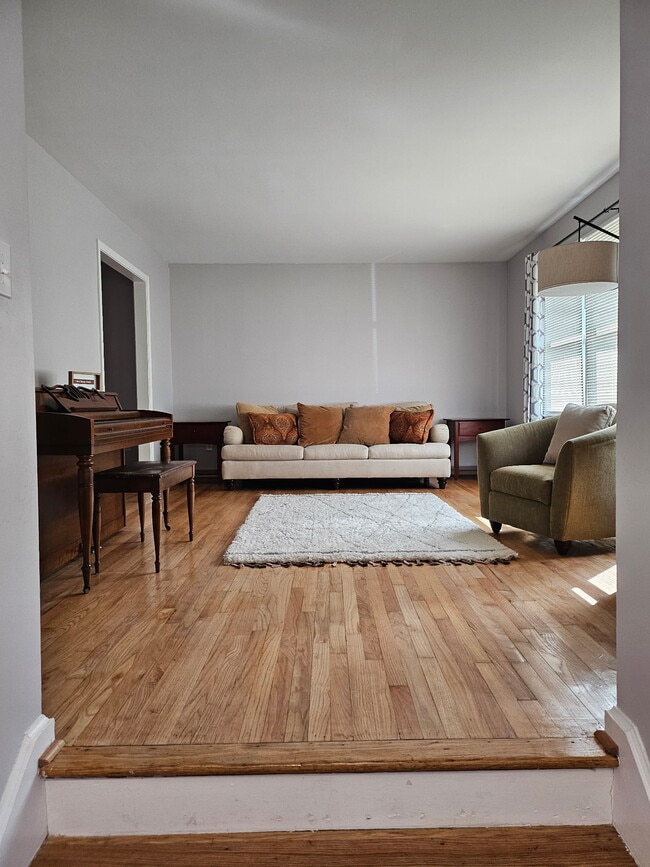 property at 10 Edith Key St