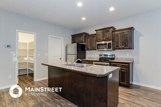 215 NE Katie Ct in Grain Valley, MO - Building Photo - Building Photo