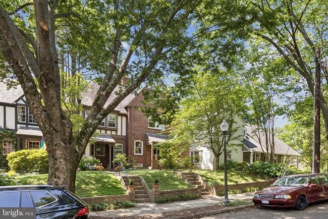 property at 4434 Volta Pl NW