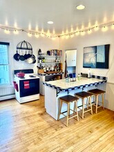 95 Beckett St, Unit 2 in Portland, ME - Building Photo - Building Photo