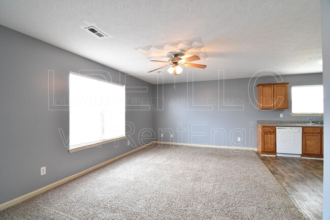 304 Keeneland Dr in Elizabethtown, KY - Building Photo - Building Photo