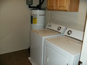 1709 W Fern Dr in Moses Lake, WA - Building Photo - Building Photo