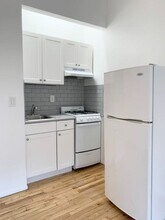 319 W 29th St in New York, NY - Building Photo - Building Photo