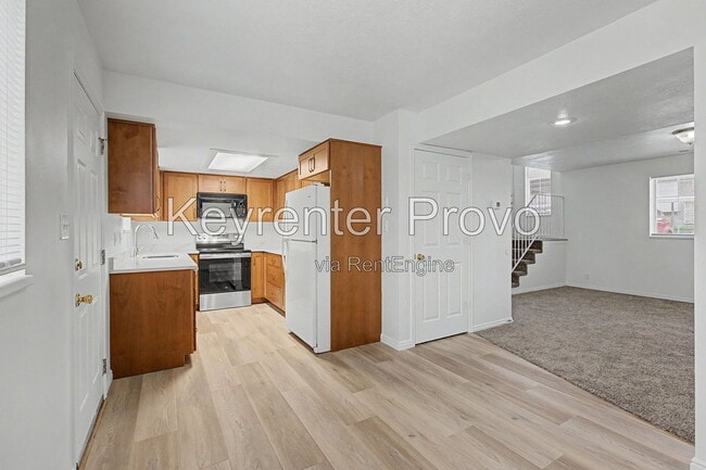 property at 1899 W 800 N St