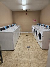 2313 W 5th St in Marshfield, WI - Foto de edificio - Building Photo