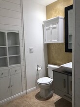 10655 Coraline Pl, Unit 1 in Chatsworth, CA - Building Photo - Building Photo