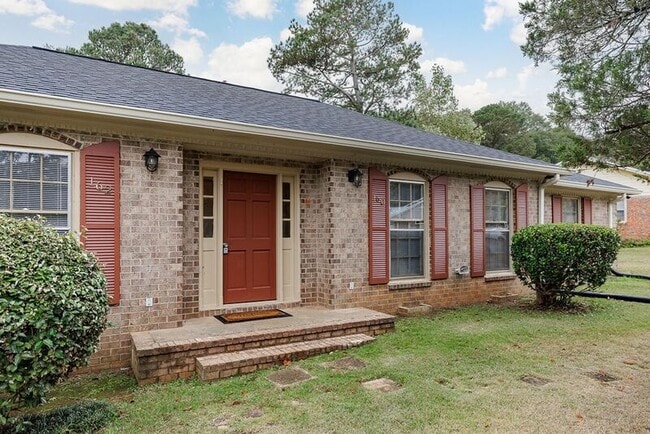 162 Jockey Club Dr in Athens, GA - Building Photo - Building Photo