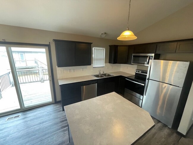 2110-2112 E Cedar Tree St in Park City, KS - Building Photo - Building Photo