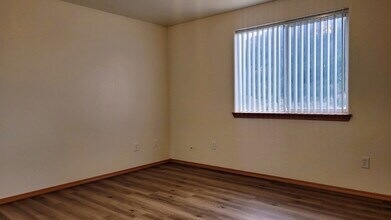 499 Maylea Pl in Canyonville, OR - Building Photo - Building Photo