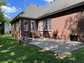 2710 United Dr in Murfreesboro, TN - Building Photo - Building Photo
