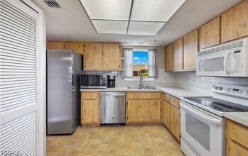 15390 Moonraker Ct in North Fort Myers, FL - Building Photo - Building Photo