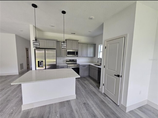property at 1378 Wilmette St