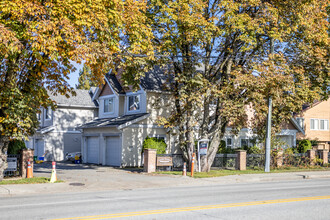 Cambie Gardens in Richmond, BC - Building Photo - Building Photo