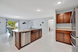 3189 SW Curcuma St in Port St. Lucie, FL - Building Photo - Building Photo