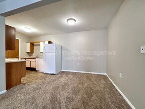 589 W Randall St in Coopersville, MI - Building Photo - Building Photo