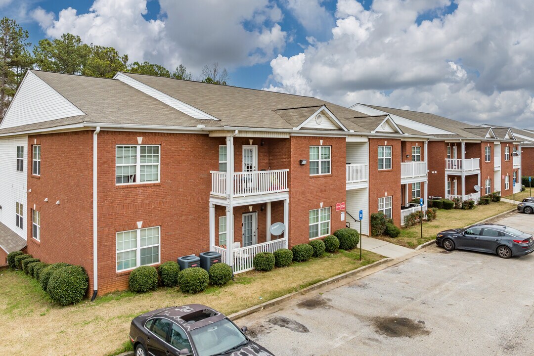 Avalon in Douglasville, GA - Foto de edificio