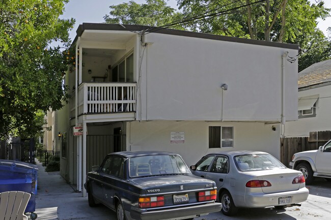 2518 P St in Sacramento, CA - Building Photo - Building Photo