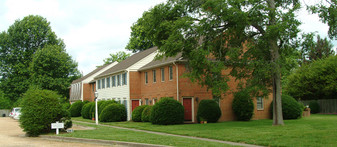 3812 Hermitage Rd Apartments