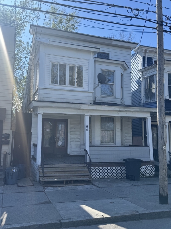 property at 96 Ontario St