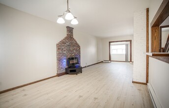 23 Percy St in Chicopee, MA - Foto de edificio - Building Photo