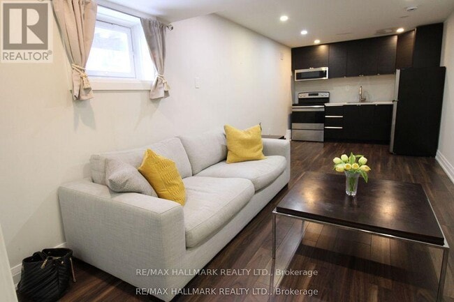 158 Kingshill Rd in Richmond Hill, ON - Building Photo - Building Photo