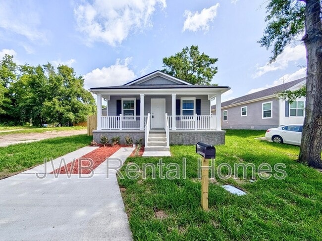 property at 2127 Lewis St