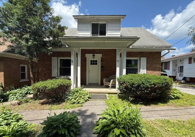 property at 94 Lingle St