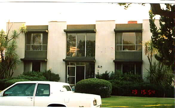 Oasis Apartments in Arcadia, CA - Building Photo