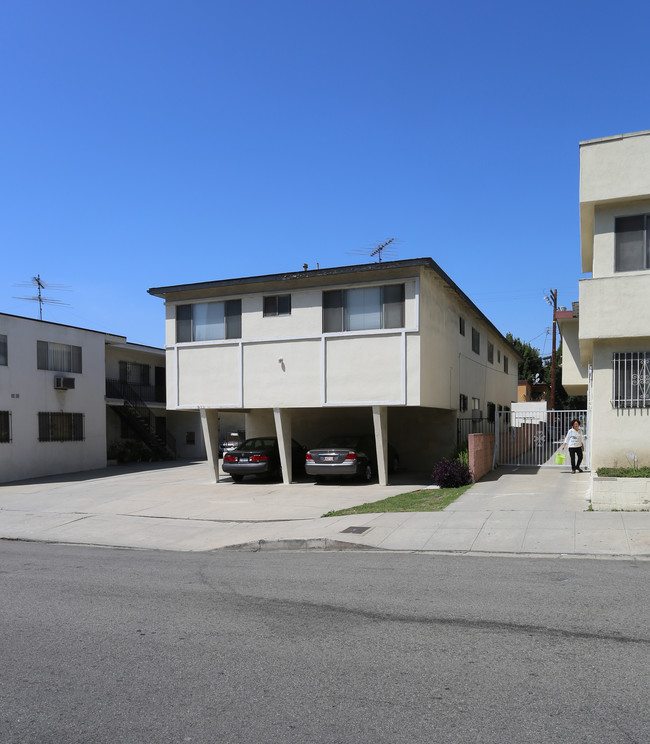 975 S Kingsley Dr in Los Angeles, CA - Foto de edificio - Building Photo