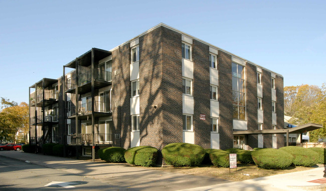 Centre Street Apartments, 1799 in West Roxbury, MA - Building Photo - Building Photo