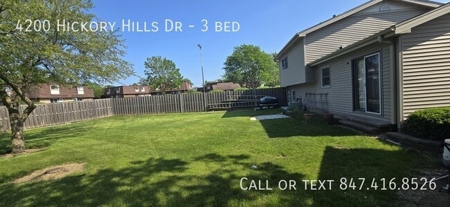 4200 Hickory Hills Dr in Waukegan, IL - Building Photo - Building Photo
