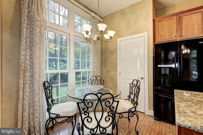 property at 1657 Colonial Hills Dr