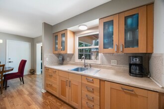 7010 Sunset Dr S in South Pasadena, FL - Building Photo - Building Photo