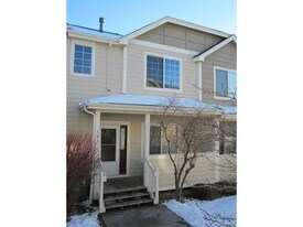 1558 S Danube Cir in Aurora, CO - Building Photo