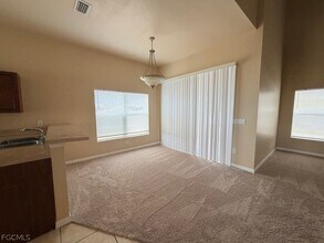 360 SW 24th Pl in Cape Coral, FL - Building Photo - Building Photo